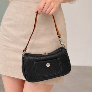 Coach Chelsea Pebbled Leather Turnlock Hobo Handbag. New